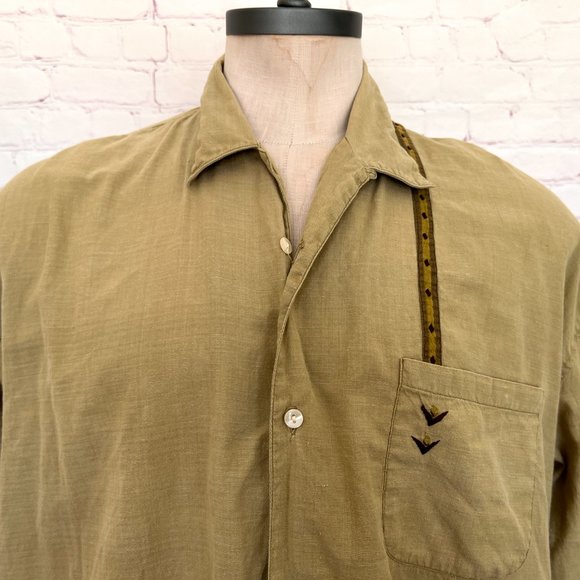 Easy Travel Mens Lightweight Olive Shirt - Size Large - Picture 3 of 9